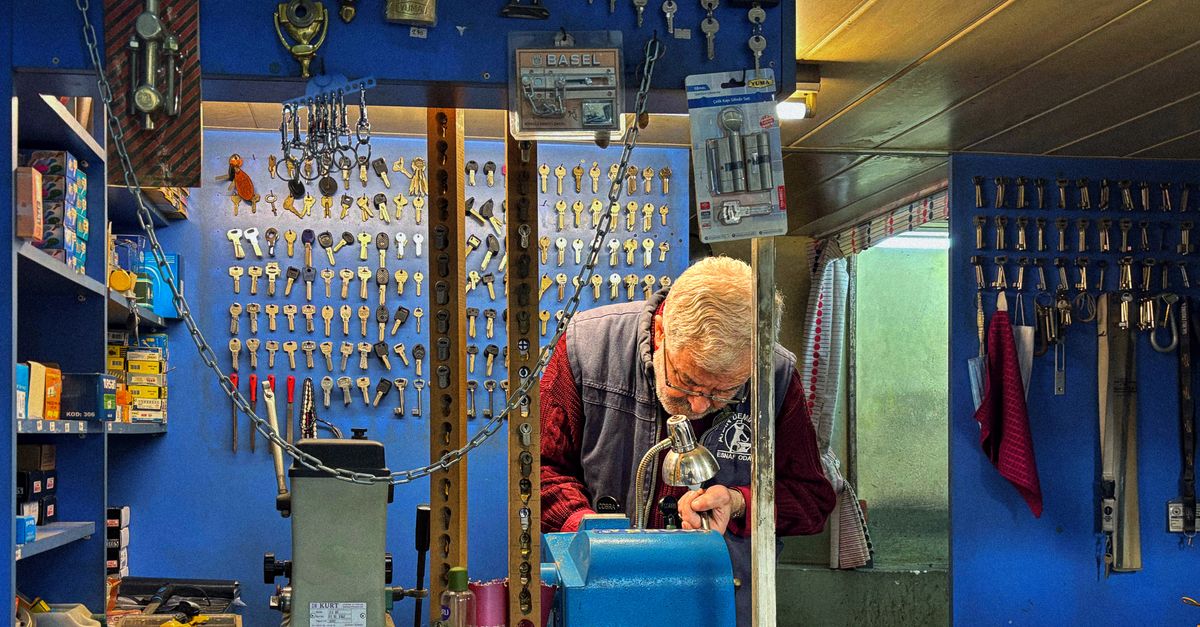 What If You Can't Afford a Locksmith Right Now? — Parkchester Locksmith Bronx Corp