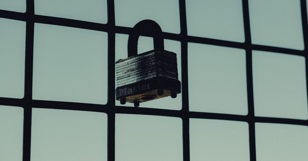 Jammed Lock & Broken Key Removal — Parkchester Locksmith Bronx Corp