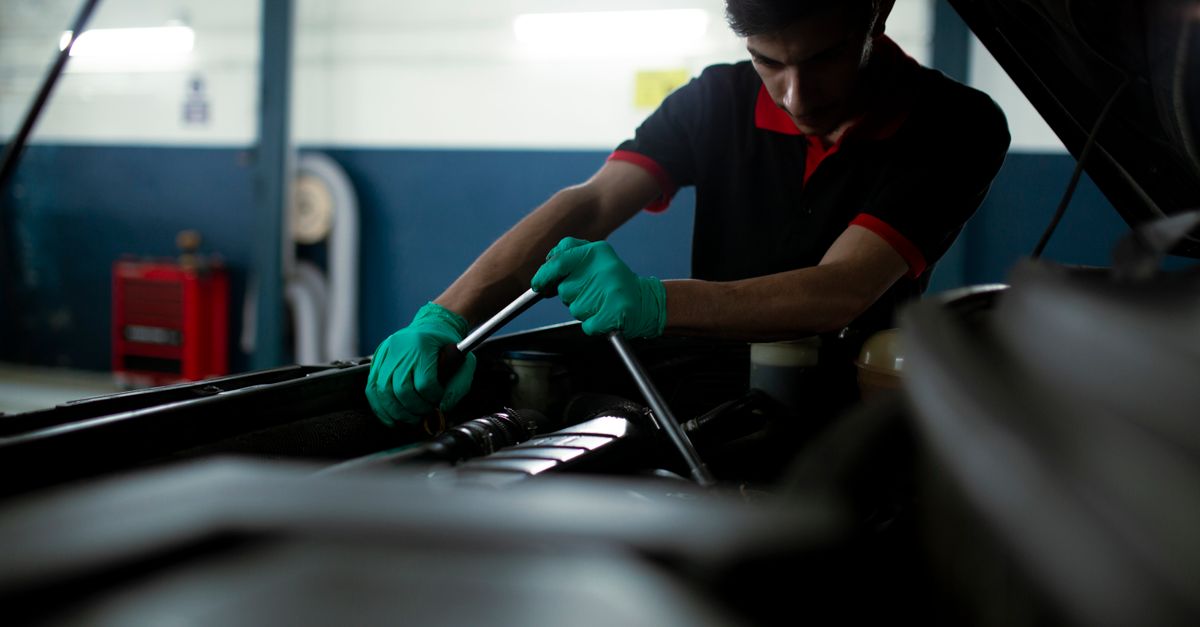 locksmith service technician — Parkchester Locksmith Bronx Corp