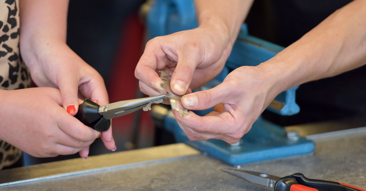 key maker professional — Parkchester Locksmith Bronx Corp