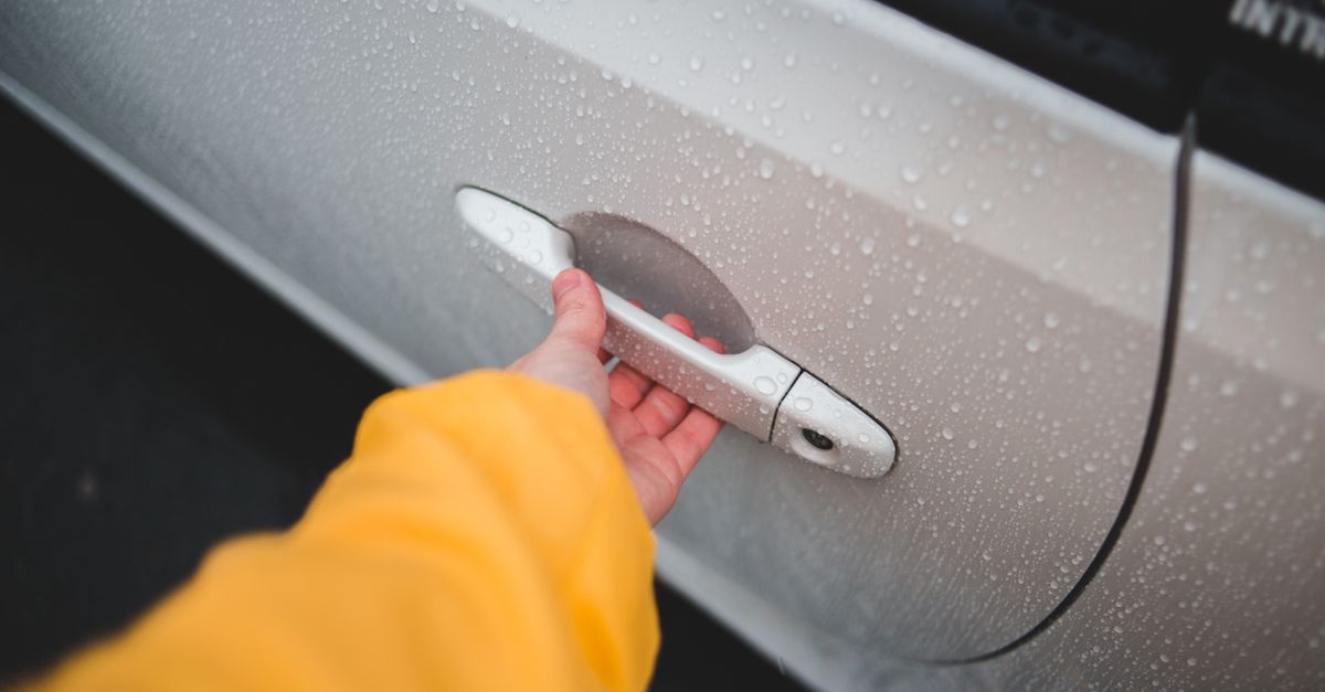 I Can't Open My Car Door and Really Need to Rush — Can You Help? — Parkchester Locksmith Bronx Corp